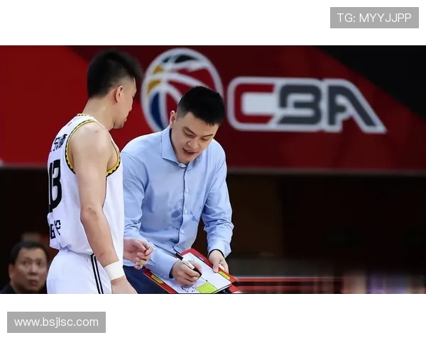 多位CBA主帅观战NBA夏季联赛 王博潘江杨鸣等人现场亮相 多位CBA主帅观战NBA夏季联赛 王博潘江杨鸣等人现场亮相